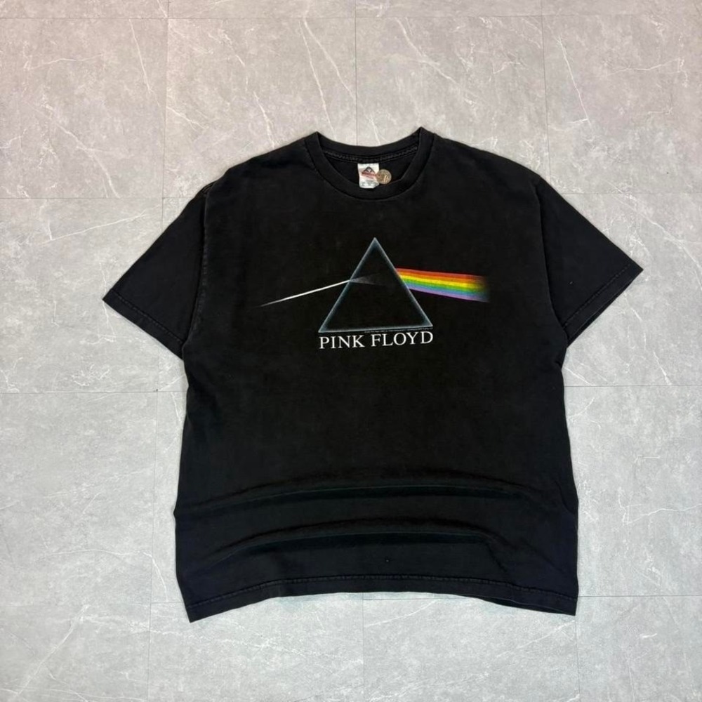 Black vintage 2000's Pink Floyd tee #rocktee